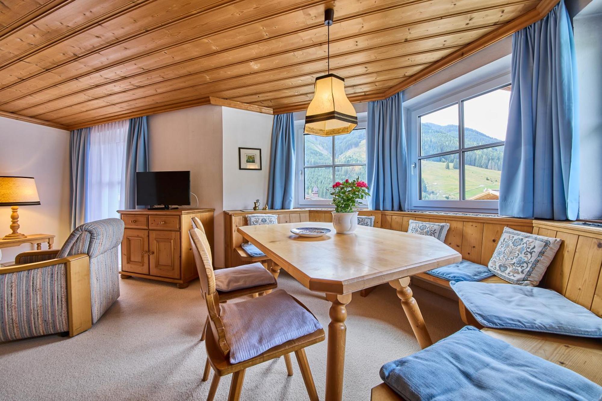 Appartements Bernhofer Заалбах-Хинтерглем Екстериор снимка